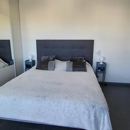 A Proximite De Apartament *